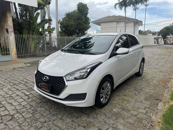 HYUNDAI HB20 1.0 COMFORT PLUS 12V FLEX 4P MANUAL